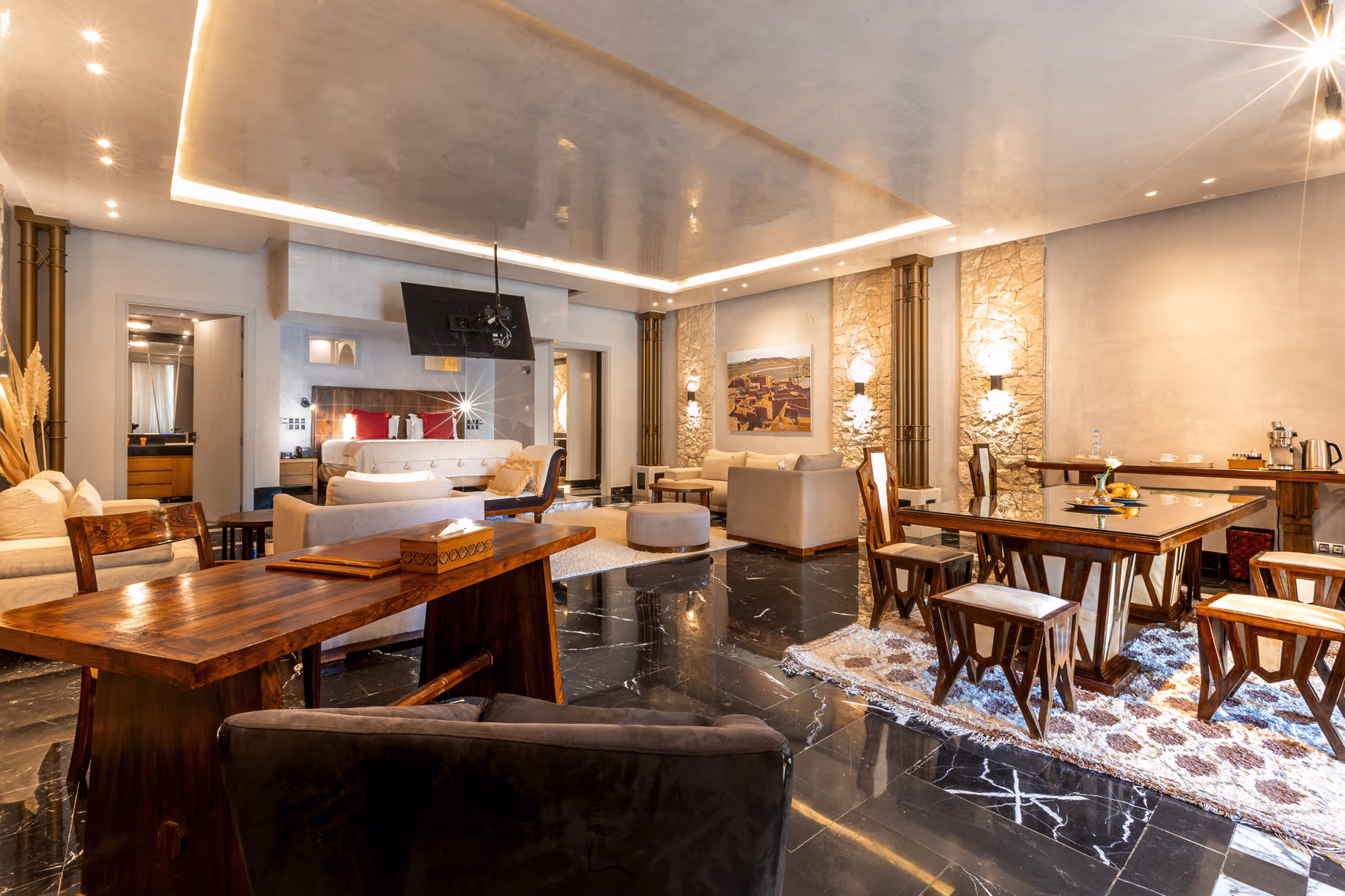 Presidential Suite with Pool View (190m²)