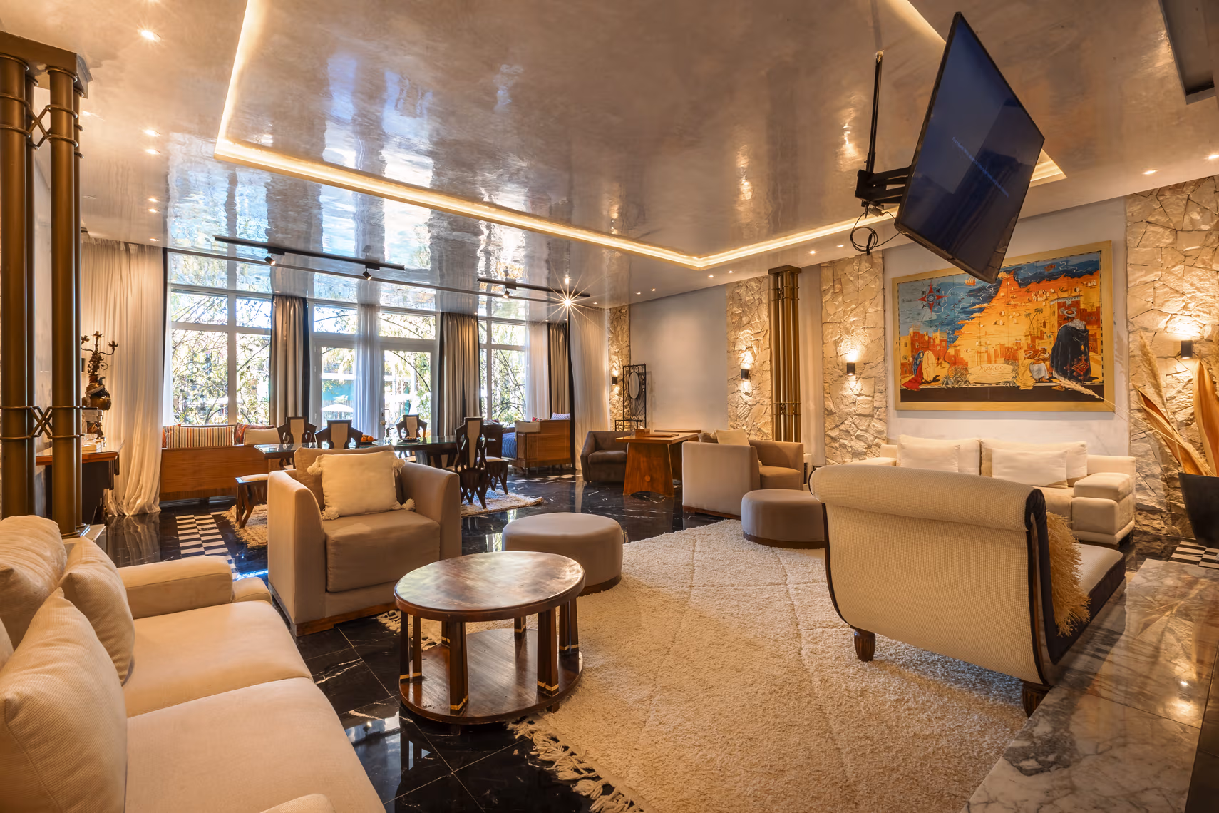 Presidential Suite with Pool View (190m²) 2