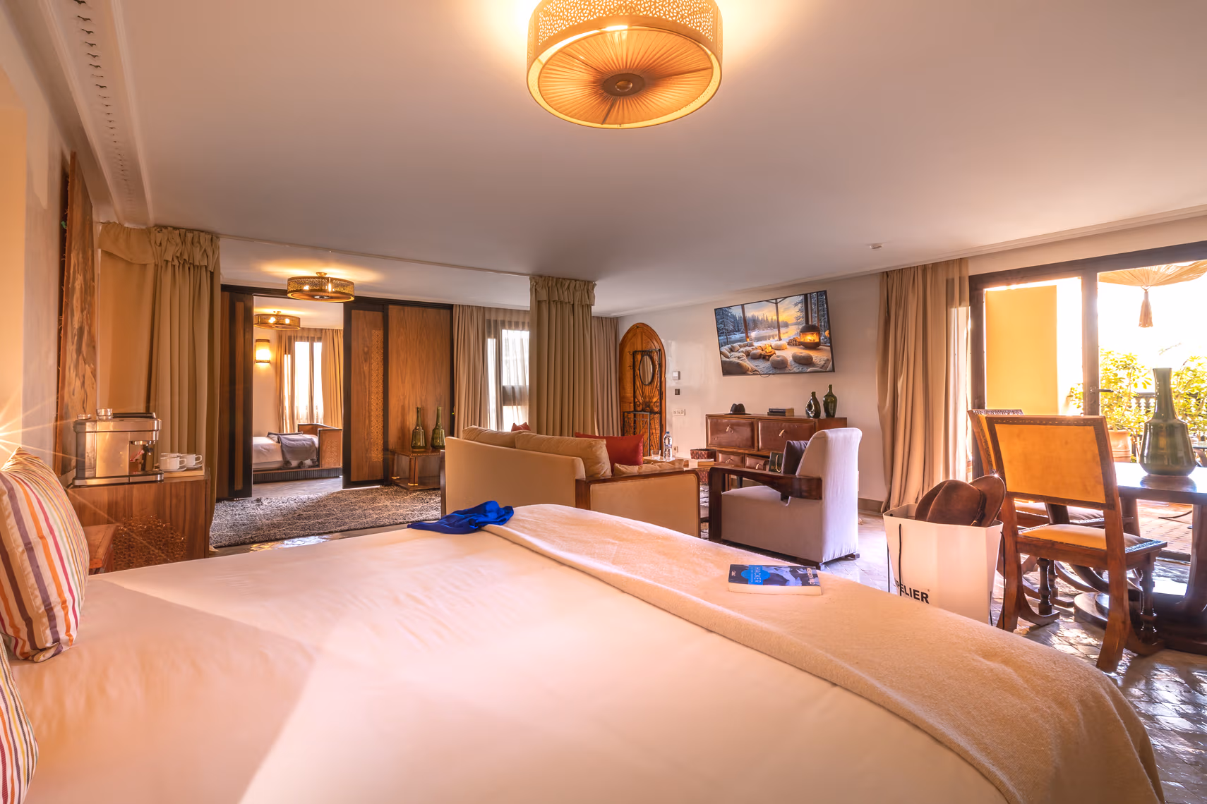 Luxury Two Bedroom Suite with Terrace (110m²) 3